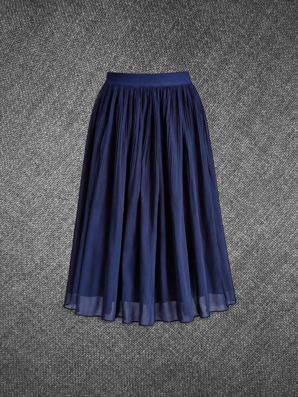 Women’s Navy Pleated Chiffon Midi Skirt Size 6
